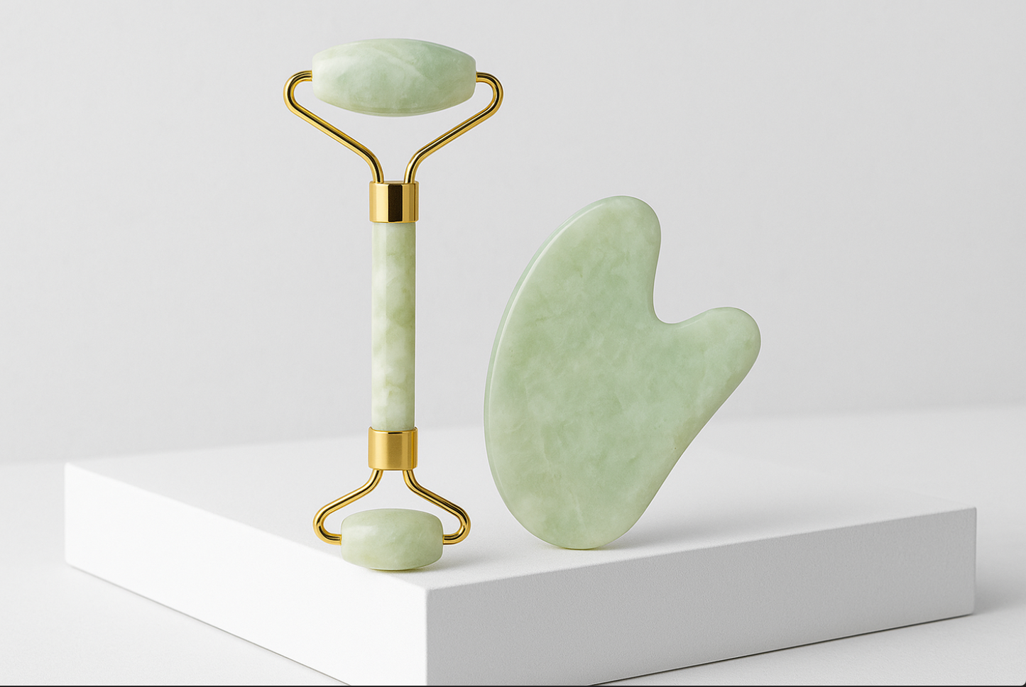 Jade Roller & Gua Sha Duo Set